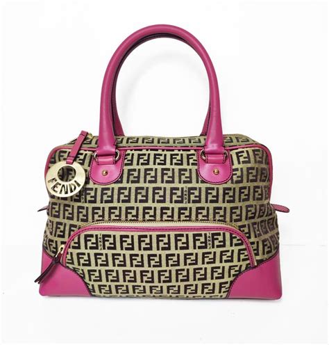 bauletto fendi con manici rosa